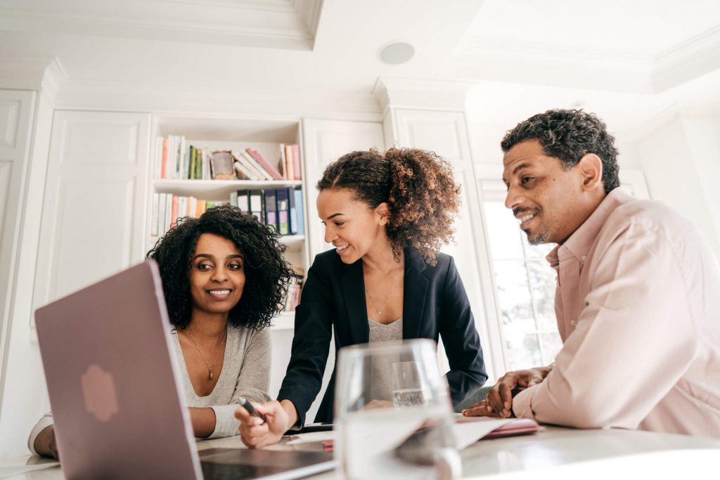 Afinal, qual a diferença entre escritura e registro de um imóvel?