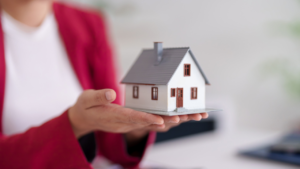 Comprar o primeiro imóvel: o que você precisa saber antes de decidir