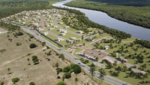 Barra dos Coqueiros vive novo ciclo imobiliário com foco em privacidade, lazer e integração com natureza